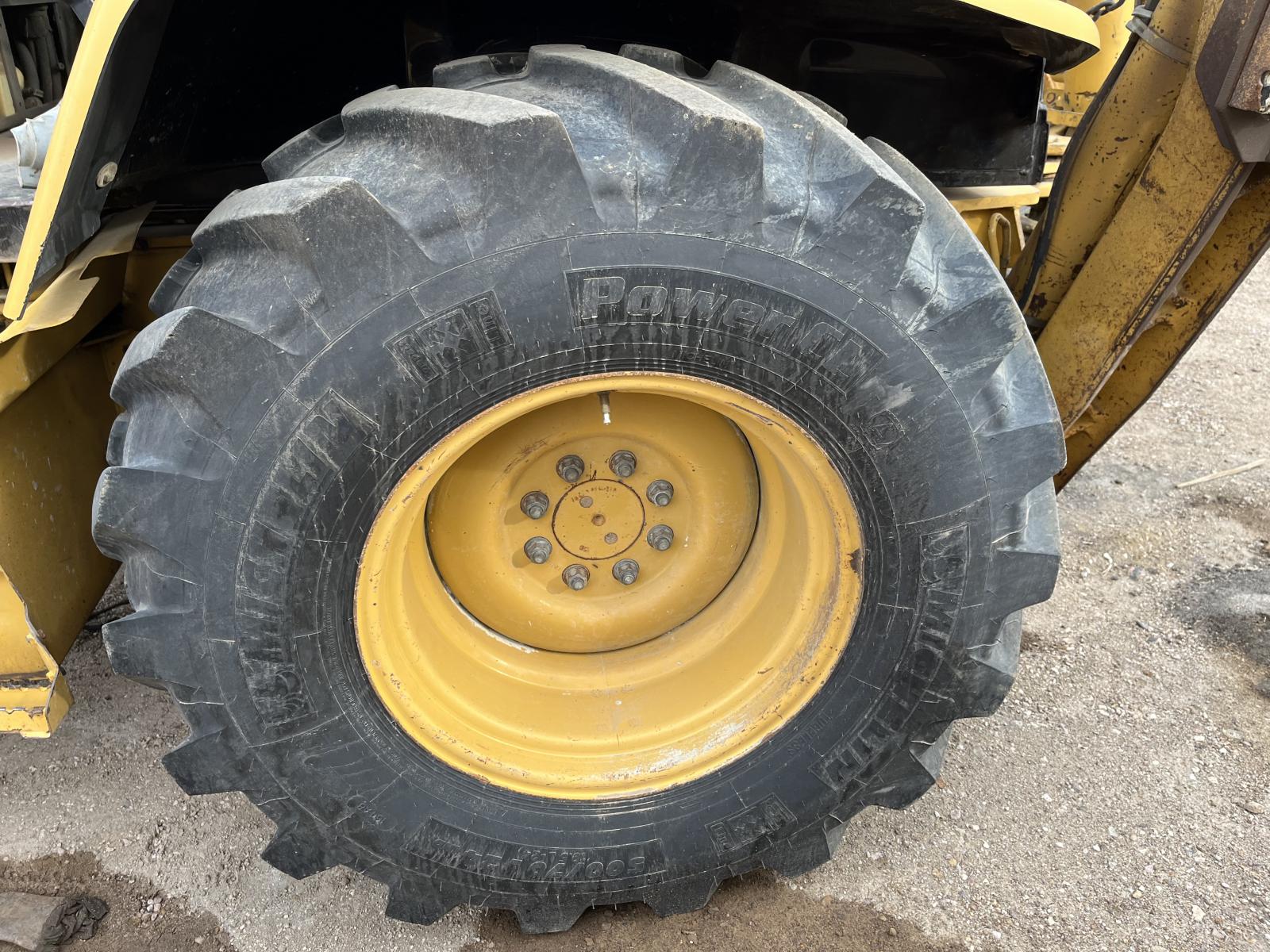 ./imagenes/INVOICE/2019/17259/RETROEXCAVADORA CATERPILLAR 416D (9).JPG